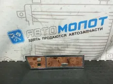 Накладка кнопок стеклоподъемника задняя левая