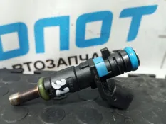 Форсунка топливная Chevrolet Cruze J300 F16D4 2008