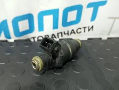 Форсунка топливная Lincoln Town Car 1 ПОКОЛЕНИЕ