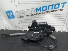 Замок двери передней правой Volvo XC60 B4204T6