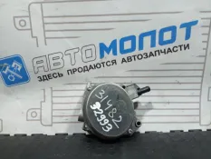 Насос вакуумный Volkswagen Passat CC B6 CAW