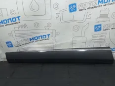 Молдинг двери передний левый Nissan Rogue