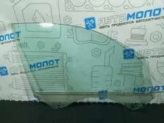 Стекло двери передней правой переднее правое Audi