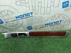 Накладка декоративная передняя правая Volkswagen