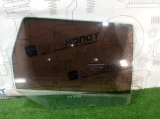 Стекло двери задней правой Jeep Grand Cherokee WK