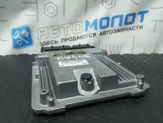 Блок управления двигателем Audi A4 B8 CDN