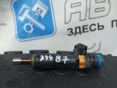 Форсунка топливная Chevrolet Cruze J300 F18D4