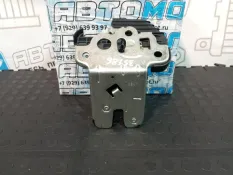 Замок двери багажника Audi A3 8PA CAXC 2011