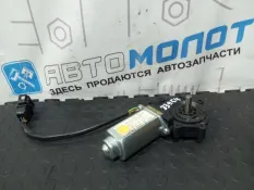 Моторчик стеклоподъемника Audi A8 D3