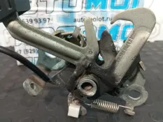 Замок капота Peugeot 3008 5F02 2011