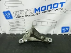 Кронштейн кондиционера Volvo XC90 B6324S