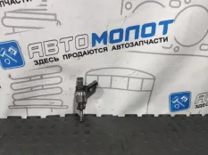 Форсунка топливная Audi A4 8K5 CDN