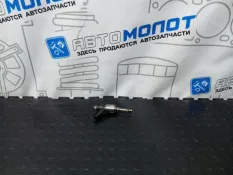 Форсунка топливная Volkswagen Passat 3C2 CAWB