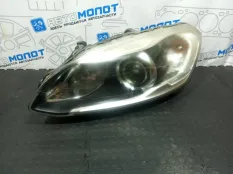 Фара ксеноновая передняя левая Volvo XC60 DZ47