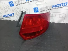 Фонарь задний правый Audi A3 8PA BVY