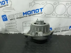 Подушка двигателя передняя правая Mercedes-Benz