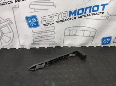 Кронштейн фары Volvo XC60 DZ47 B4204T7 2013—2017