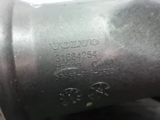 Патрубок интеркулера Volvo XC60 UZ B4204T23