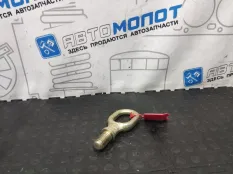 Петля буксировочная Volkswagen Golf