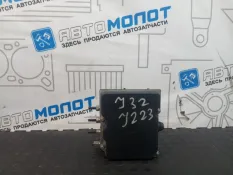 Блок ABS (насос) Nissan Teana J32 VQ25DE 2011