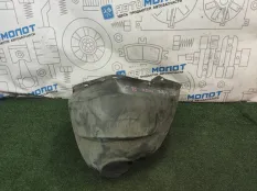 Подкрылок задний правый Volvo C70 B5254T3