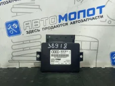 Блок управления стояночным тормозом Audi A4 8K5
