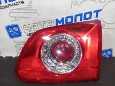 Фонарь задний внутренний правый Volkswagen Passat