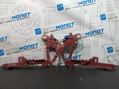 Петли капота BMW 1-Series F20 N13B16A