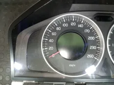 Панель приборов Volvo S60 FS45 B4164T