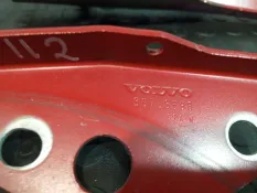 Петли капота Volvo C70 B5254T3