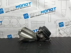 Кронштейн двигателя BMW 1-Series F20 N13B16A 2012