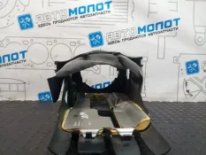 Кожух рулевой колонки Audi A3 8PA BVY