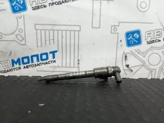 Форсунка дизельная коммон рэйл Kia Sorento BL D4CB