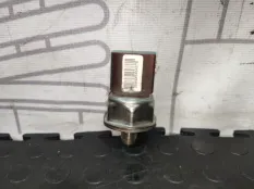 Датчик давления топлива Audi A6 4F2 C6 CAJ