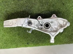 Кулак BMW X7
