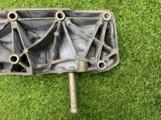 Кронштейн генератора BMW 5