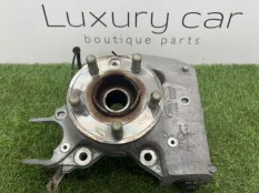 Кулак LR Range Rover Velar