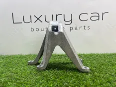 Кронштейн BMW 8