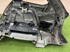 Крыло BMW 5