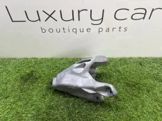 Кронштейн Porsche Macan