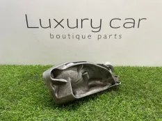 Кронштейн BMW X7