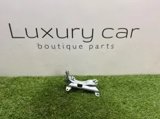 Кронштейн BMW 3