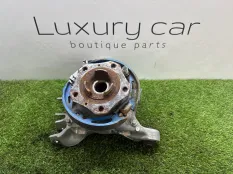 Кулак Porsche Taycan