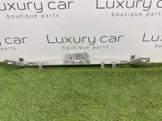 Кронштейн кузова Porsche Taycan