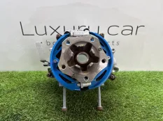 Кулак Porsche Cayenne