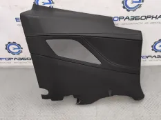 Обшивка салона задняя левая BMW 8 G14/G15 G15 2019