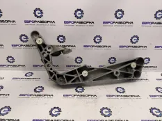 Кронштейн коробки (балка кпп) BMW X3 G01 2019