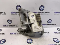 Кронштейн двигателя Volvo XC90 2 2019 31430490