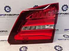 Фонарь крышки багажника правый Mercedes-Benz GLS