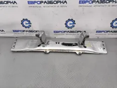 Кронштейн коробки (балка кпп) Mercedes-Benz GLS
